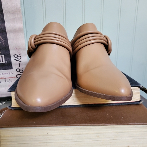 DV Dolce Vita Women's Tabitha Mule Cafe Knotted Strap Slip On Heels womens 7.5 - Picture 8 of 10